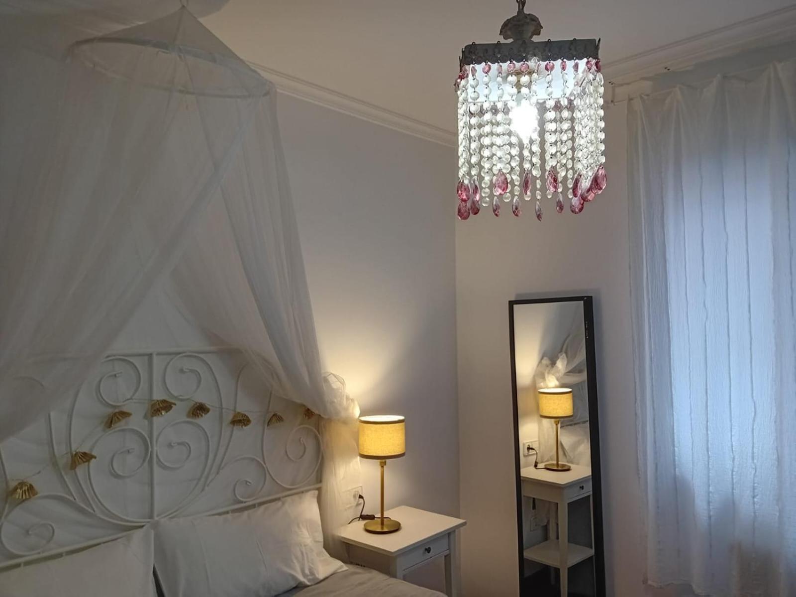 Vivienda En Casco Antiguo De Vigoアパートメント エクステリア 写真